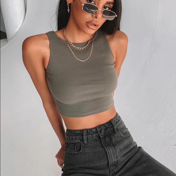 Princess Polly Tops - Princess Polly Darlington crop top